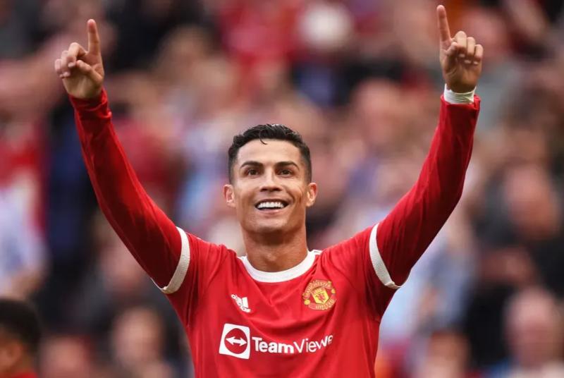 Ronaldo Sinh Năm Bao Nhiêu? Giới Thiệu Chi Tiết Về Tiểu Sử Và Sự Nghiệp 