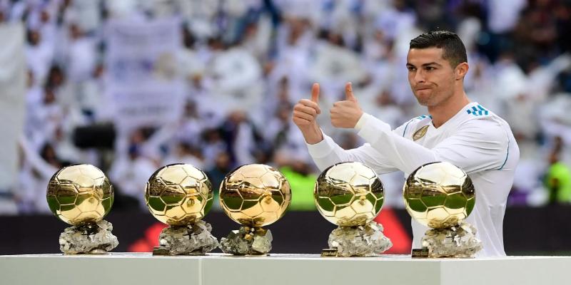 Ronaldo có bao nhiêu quả bóng vàng trong lịch sử bóng đá?