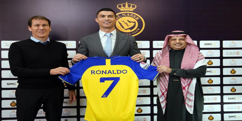 Chính thức gia nhập AI Nassr, Ronaldo có mức lương cực khủng