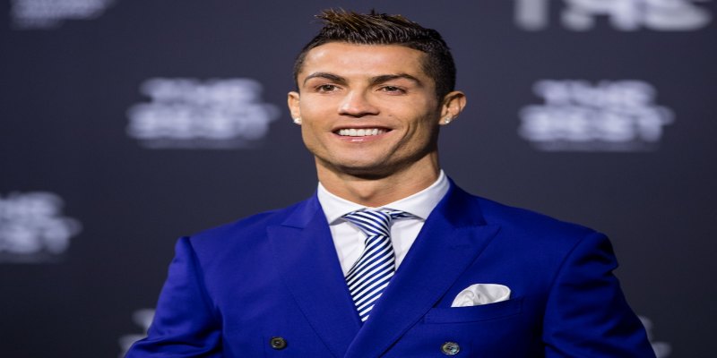 Ronaldo - Cầu thủ có thu nhập khủng hiện nay